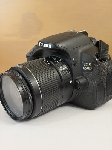 Canon eos 650d 0mp - 650d, w